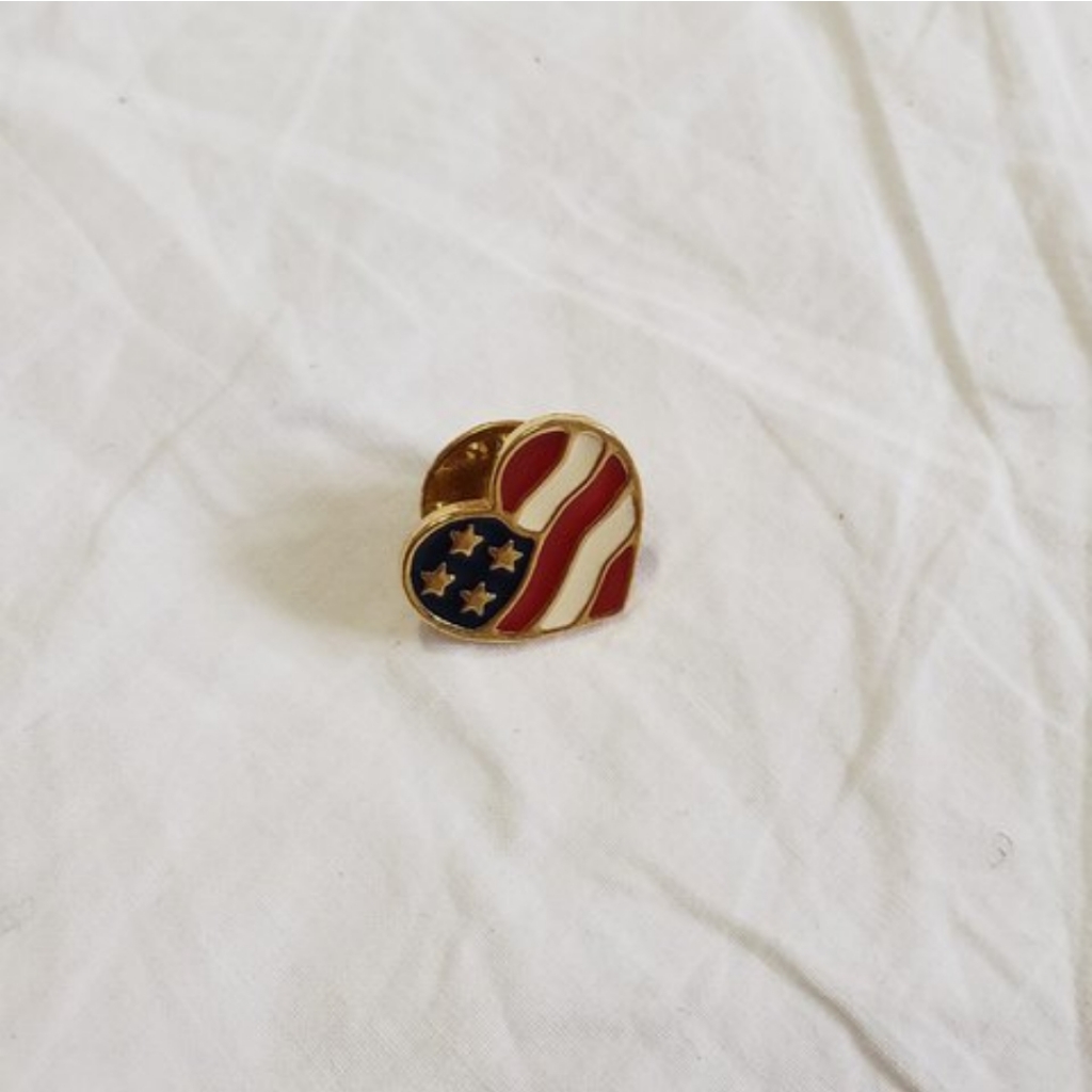 Avon Heart Of America Patriotic Pin 6$
